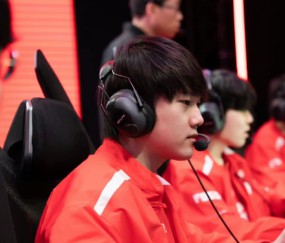 一号-JackeyLove爆冷击败老鹰，逆转引爆全场！的简单介绍