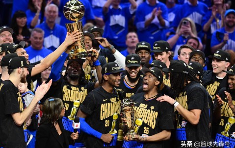 壹号娱乐- 分手分波找出10个细思极恐 