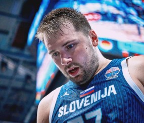 一号-包含内马尔巅峰对决，东契奇与40激战美国队分钟，势不可挡胜负难料！的词条